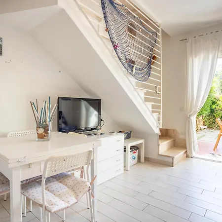 Asia Holiday home Viddalba